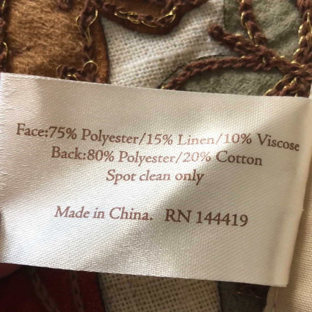 Linen Fall Table Runner - Picture 3 of 9